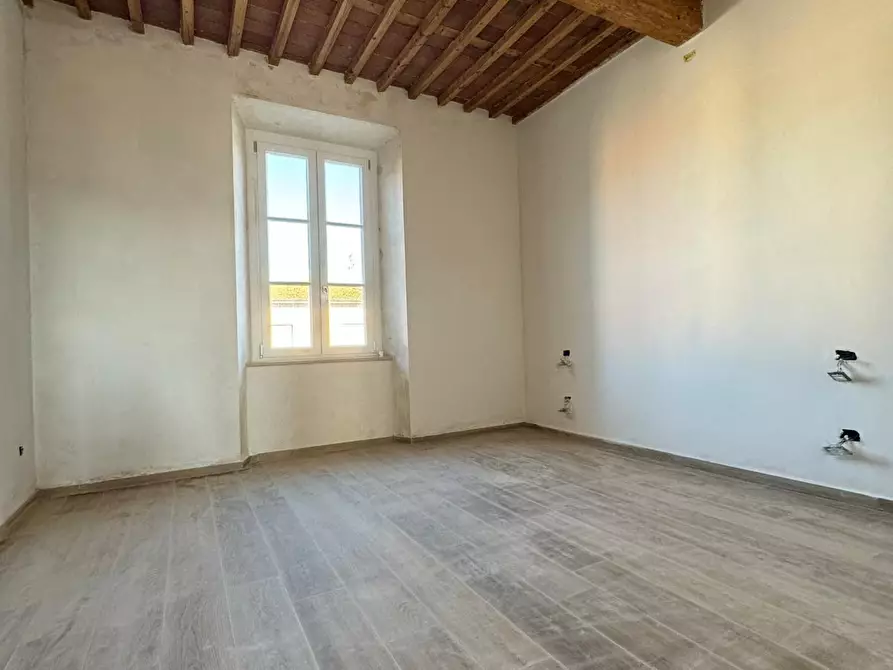 Immagine 11 di Appartamento in vendita  a Capannori