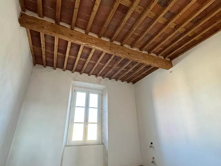 Immagine 12 di Appartamento in vendita  a Capannori