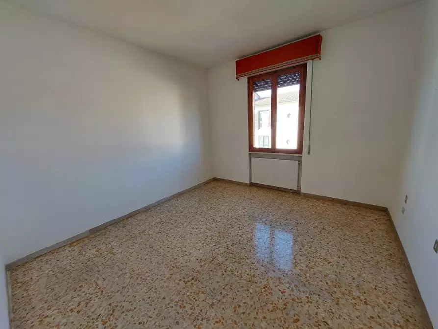 Immagine 9 di Appartamento in vendita  a Pontedera