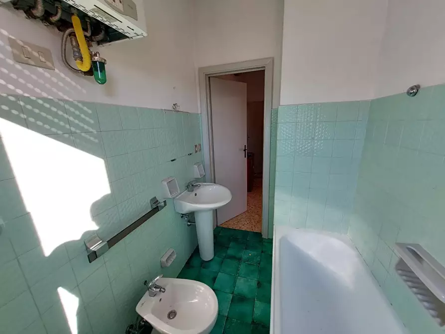 Immagine 20 di Appartamento in vendita  a Pontedera