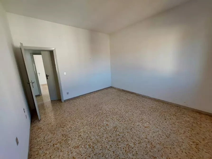 Immagine 12 di Appartamento in vendita  a Pontedera