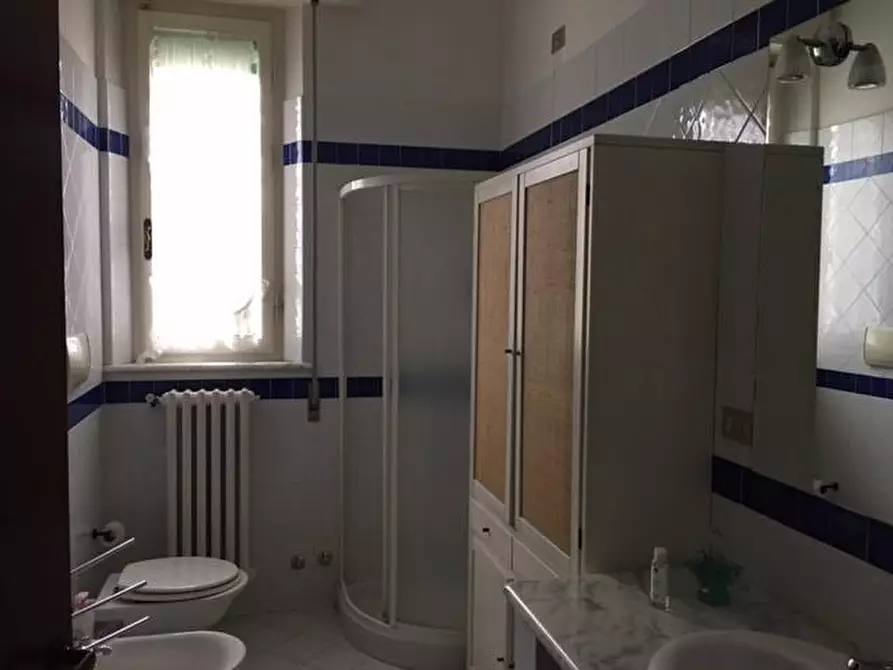 Immagine 7 di Villa in vendita  a Cascina