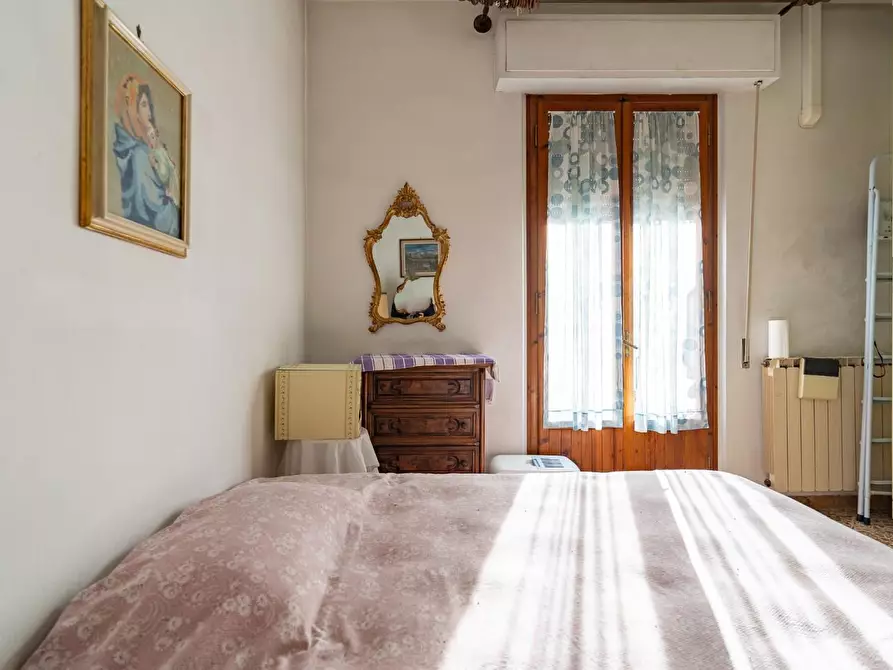 Immagine 18 di Appartamento in vendita  a Empoli