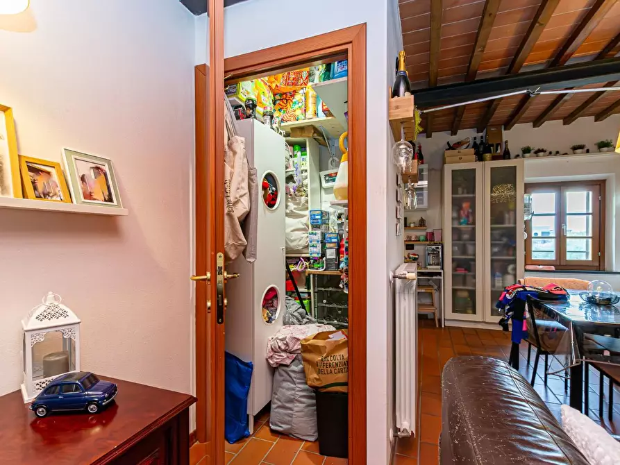 Immagine 23 di Appartamento in vendita  a Cascina