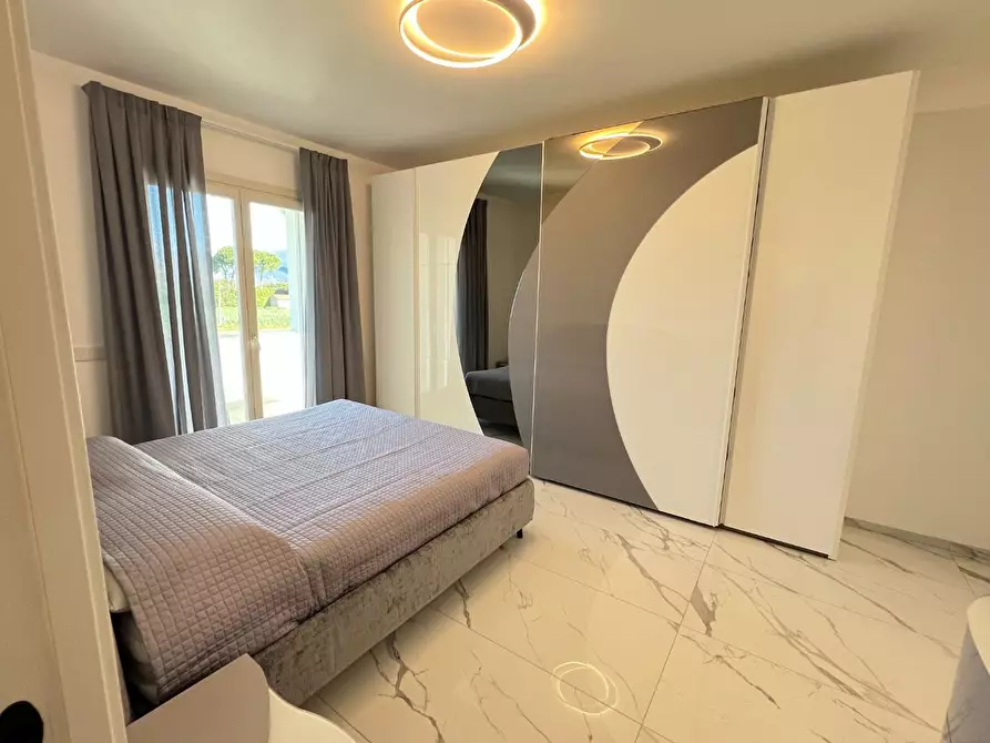 Immagine 54 di Villa in vendita  a Pietrasanta