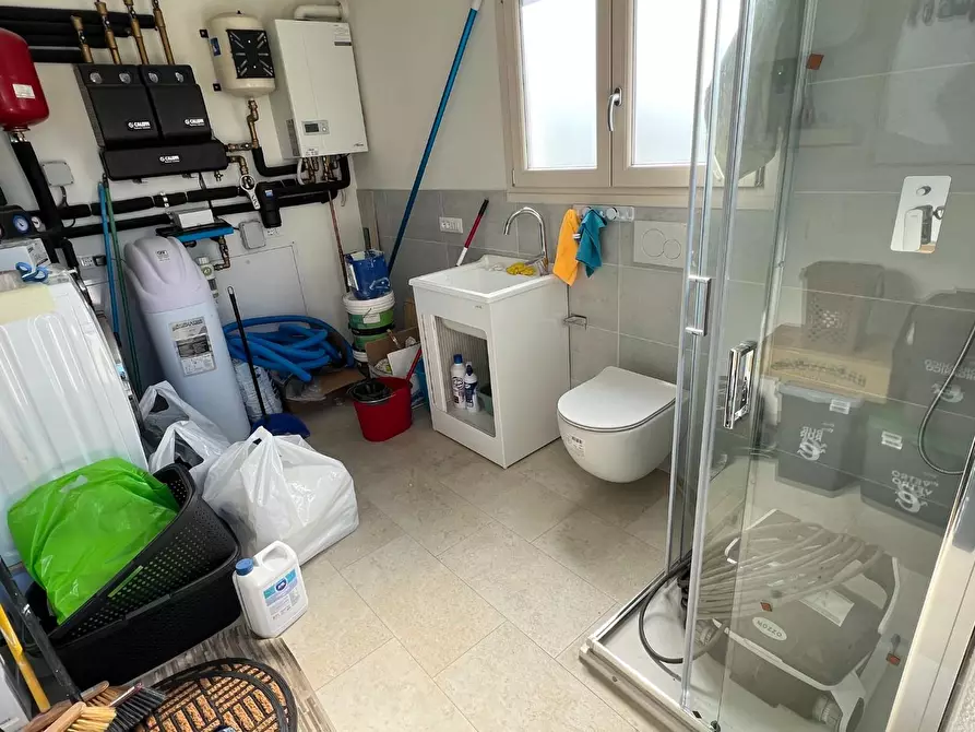 Immagine 66 di Villa in vendita  a Pietrasanta