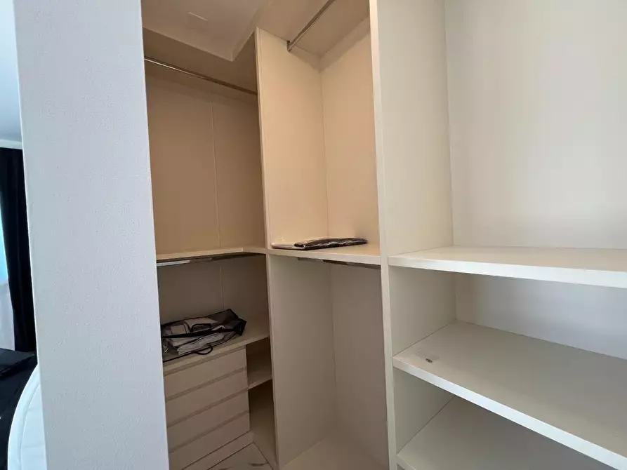 Immagine 47 di Villa in vendita  a Pietrasanta