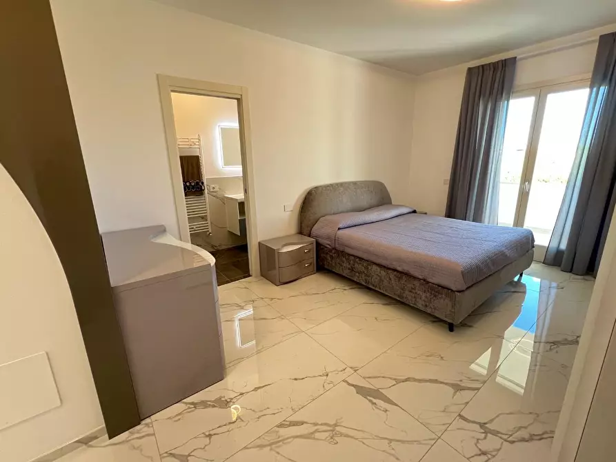 Immagine 52 di Villa in vendita  a Pietrasanta