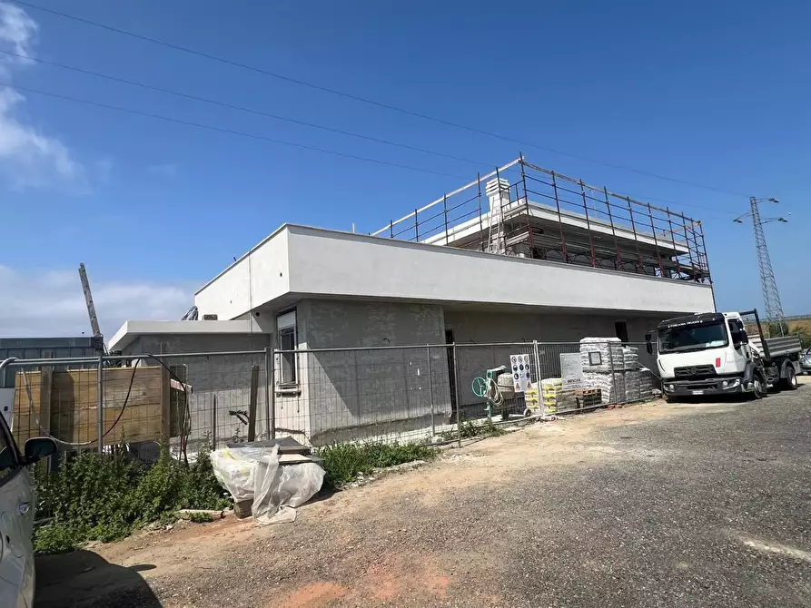 Immagine 3 di Villa in vendita  a Forte Dei Marmi