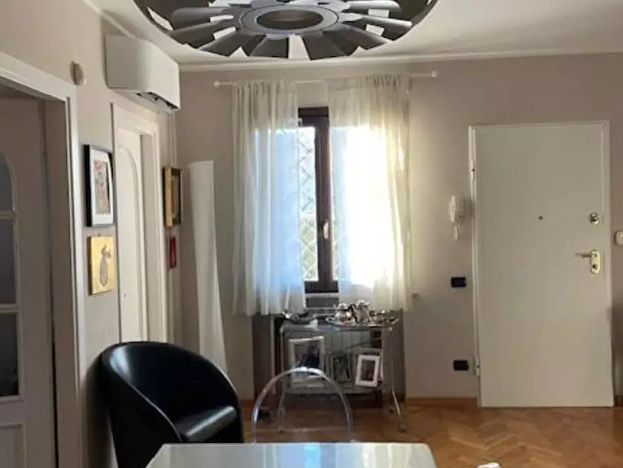 Immagine 9 di Casa bifamiliare in vendita  a San Giuliano Terme