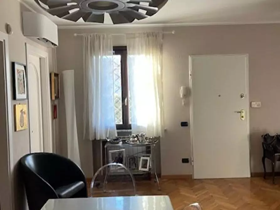 Immagine 8 di Casa bifamiliare in vendita  a San Giuliano Terme