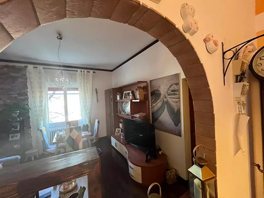 Immagine 28 di Casa indipendente in vendita  a La Spezia