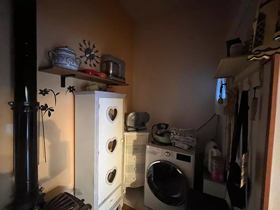 Immagine 26 di Casa indipendente in vendita  a La Spezia