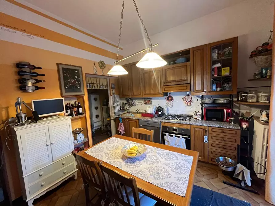 Immagine 18 di Casa indipendente in vendita  a La Spezia