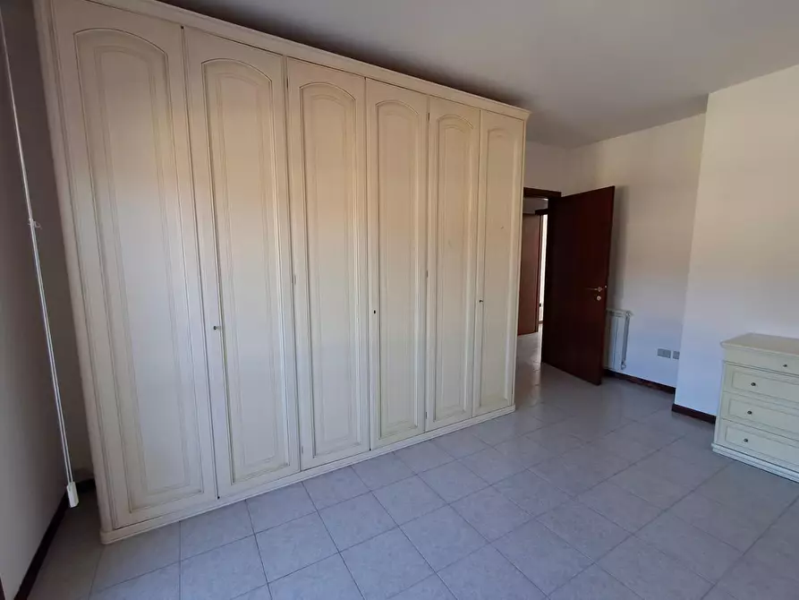 Immagine 9 di Appartamento in vendita  a Capraia E Limite