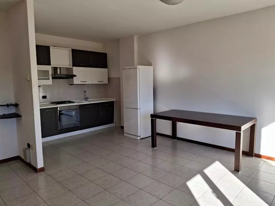 Immagine 2 di Appartamento in vendita  a Capraia E Limite