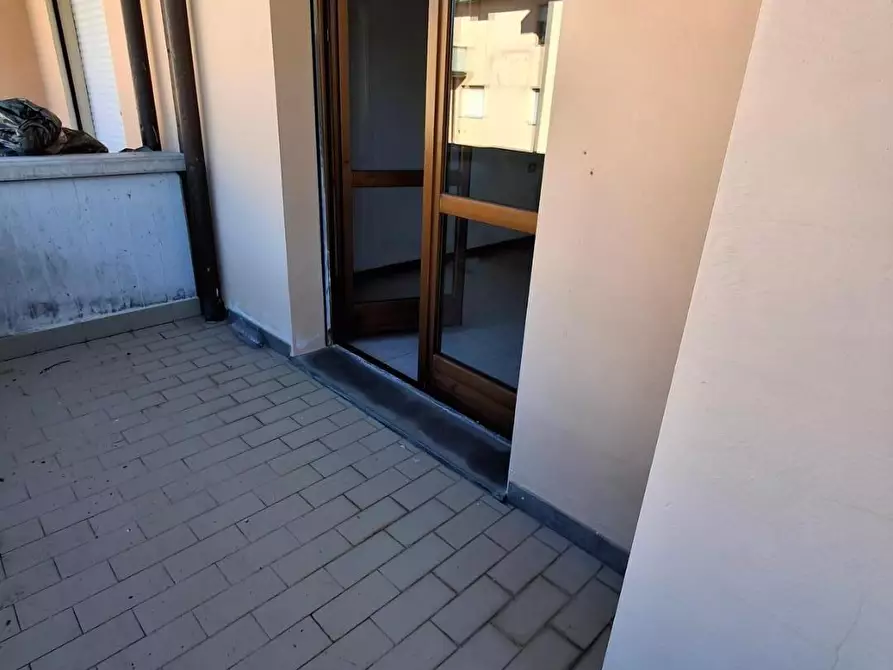 Immagine 16 di Appartamento in vendita  a Capraia E Limite