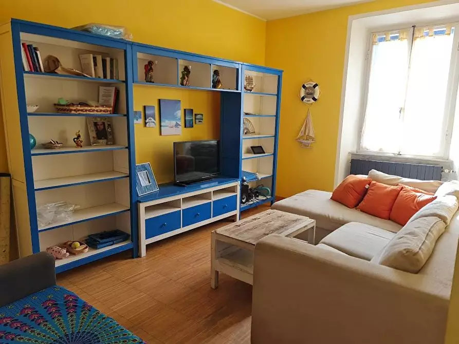 Immagine 2 di Appartamento in vendita  a Carrara