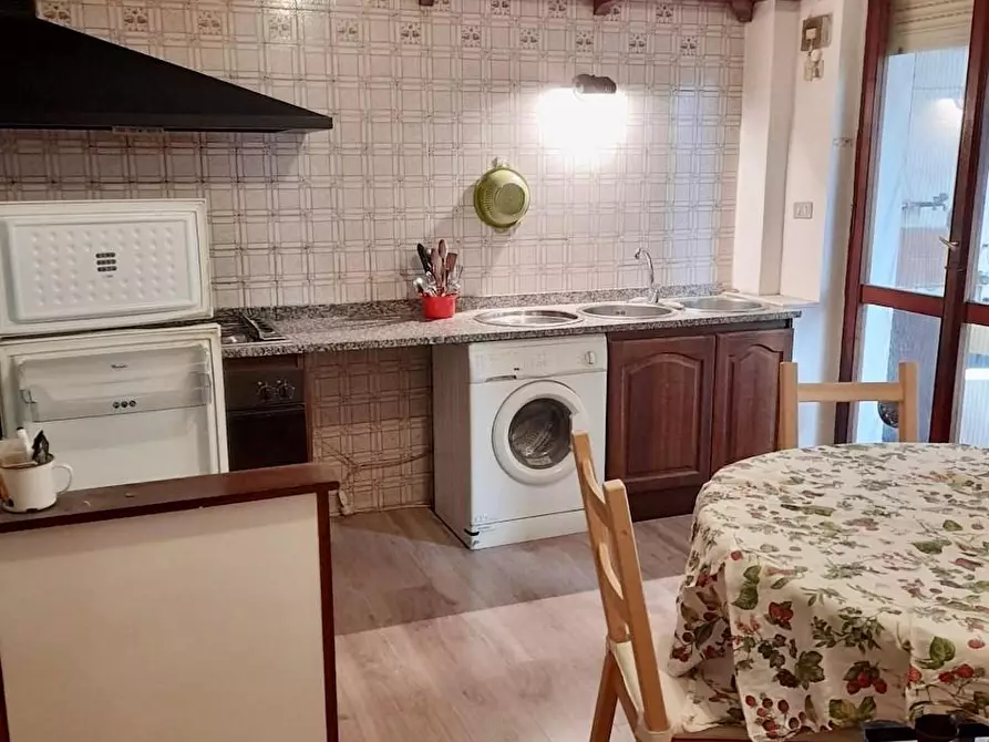 Immagine 4 di Appartamento in vendita  a Pisa