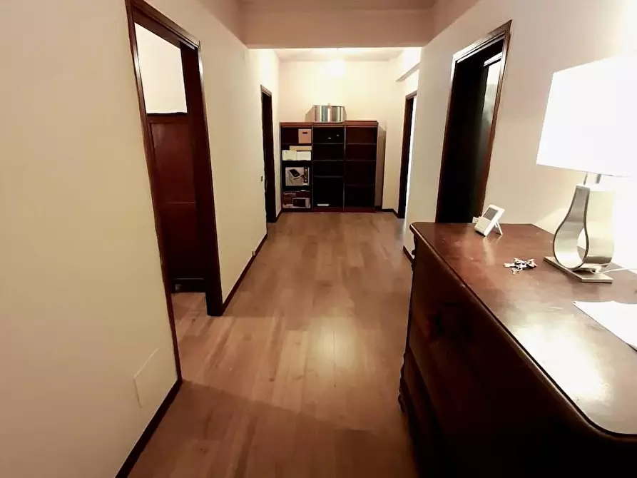 Immagine 16 di Appartamento in vendita  a Pisa