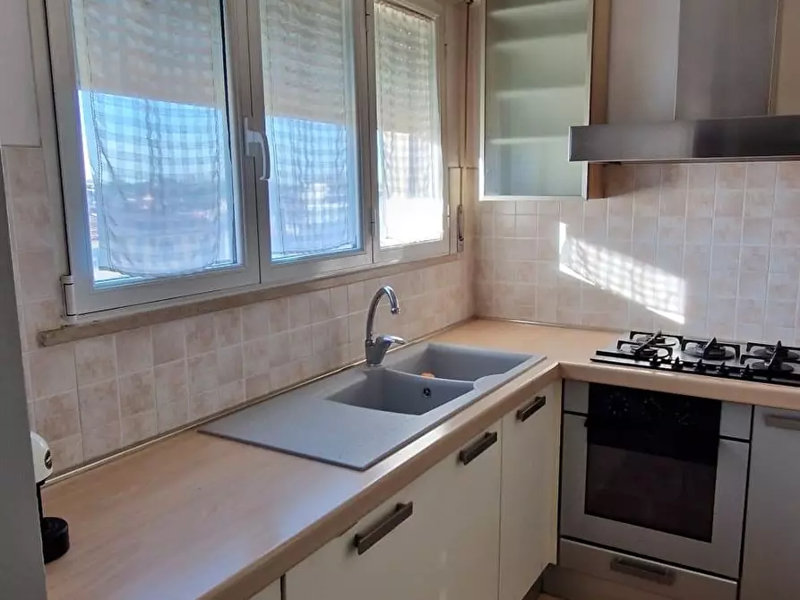 Immagine 12 di Mansarda in vendita  a Pisa