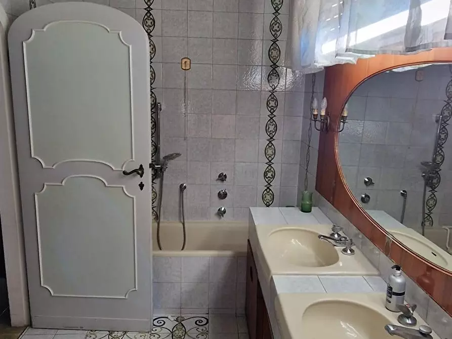 Immagine 14 di Mansarda in vendita  a Pisa