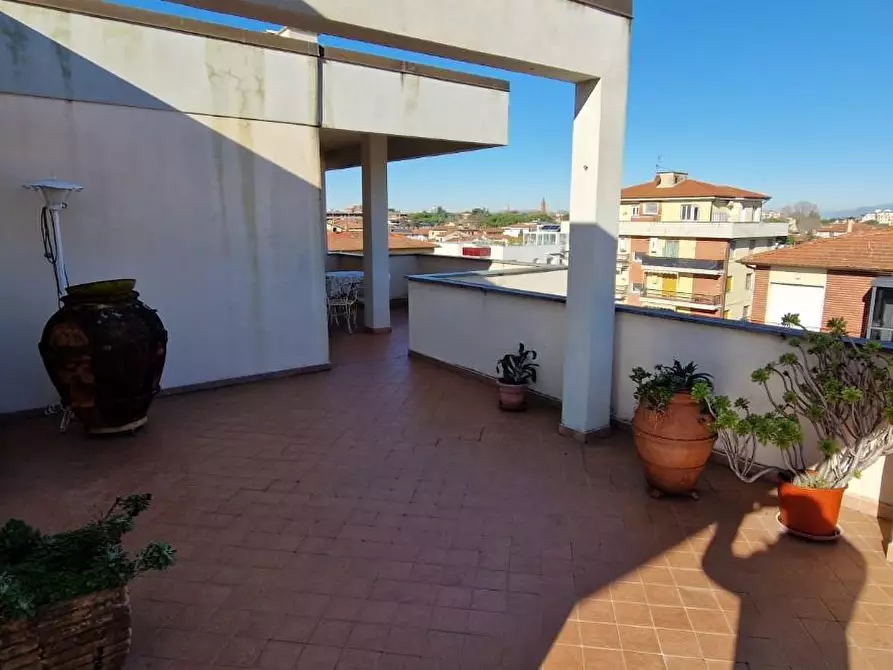 Immagine 20 di Mansarda in vendita  a Pisa