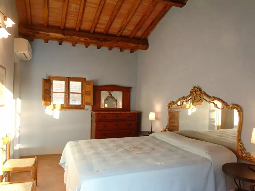Immagine 7 di Casa colonica in vendita  a Monteroni D'arbia