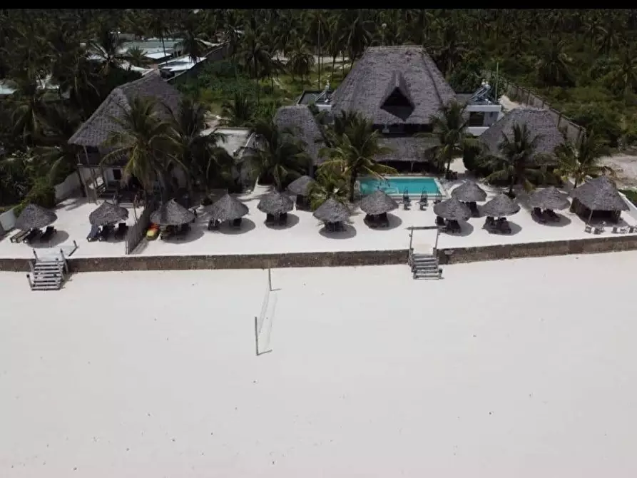 Immagine 30 di Albergo/B&B/Residence in vendita  a Lucca