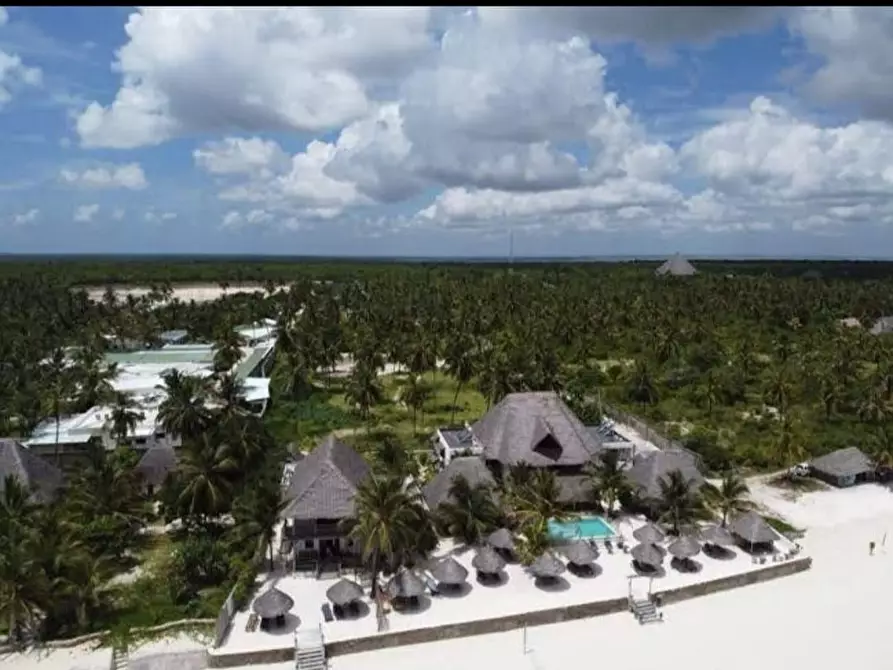 Immagine 29 di Albergo/B&B/Residence in vendita  a Lucca