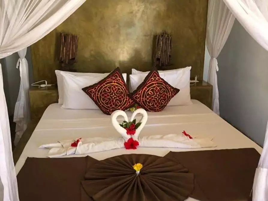 Immagine 45 di Albergo/B&B/Residence in vendita  a Lucca