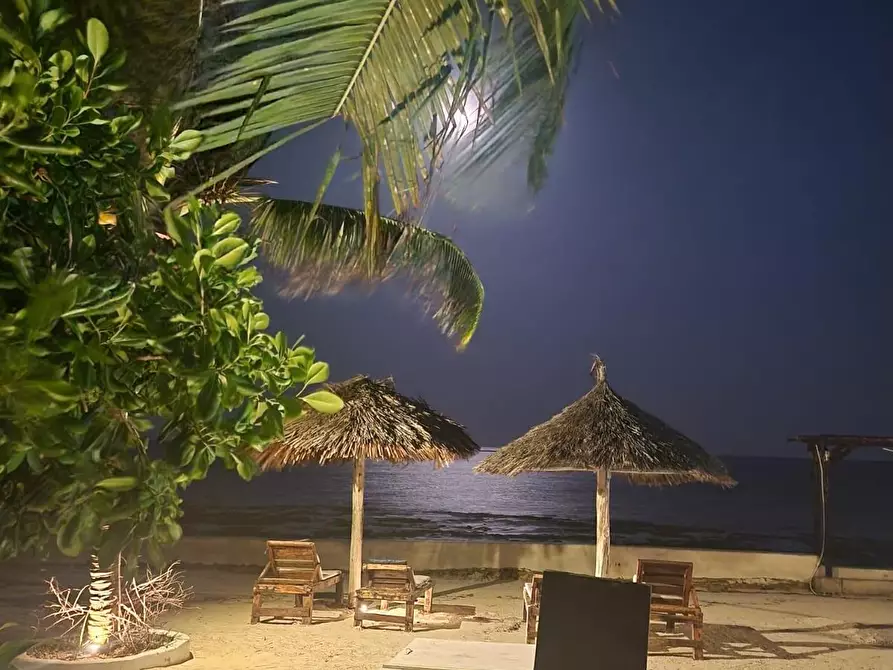 Immagine 18 di Albergo/B&B/Residence in vendita  a Lucca