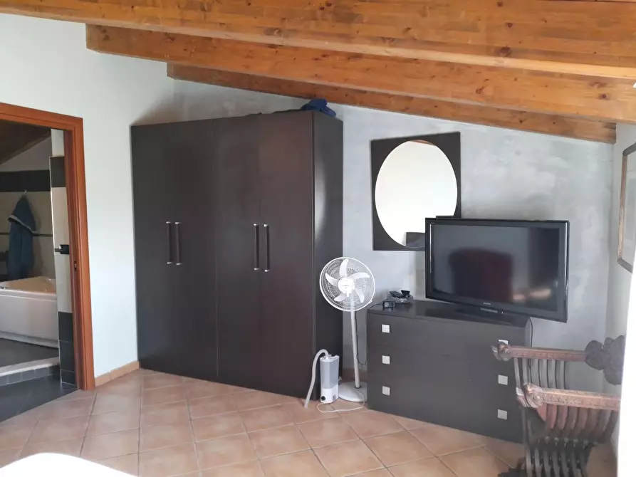 Immagine 66 di Villa in vendita  a Formia