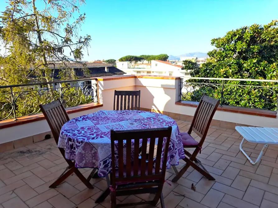 Immagine 59 di Villa in vendita  a Formia