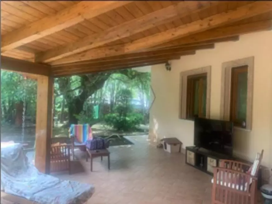 Immagine 10 di Villa in vendita  a Formia