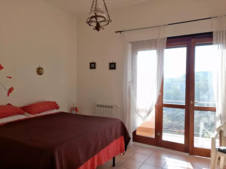 Immagine 34 di Villa in vendita  a Formia