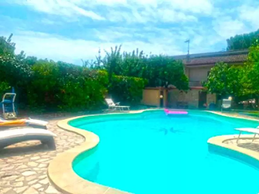 Immagine 6 di Villa in vendita  a Formia