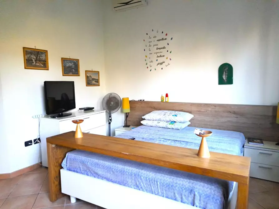 Immagine 48 di Villa in vendita  a Formia