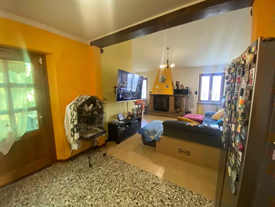 Immagine 22 di Rustico / casale in vendita  a Lucca