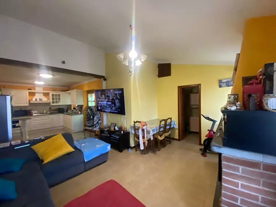 Immagine 24 di Rustico / casale in vendita  a Lucca