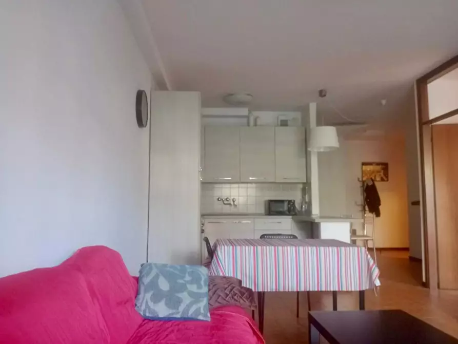 Immagine 1 di Appartamento in vendita  a Siena