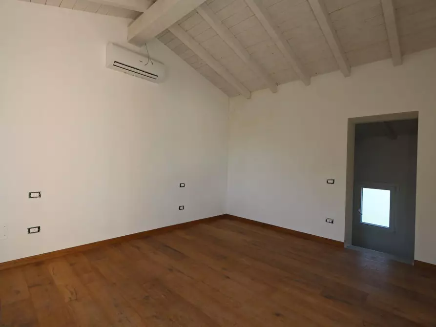 Immagine 6 di Terratetto in vendita  a San Giuliano Terme