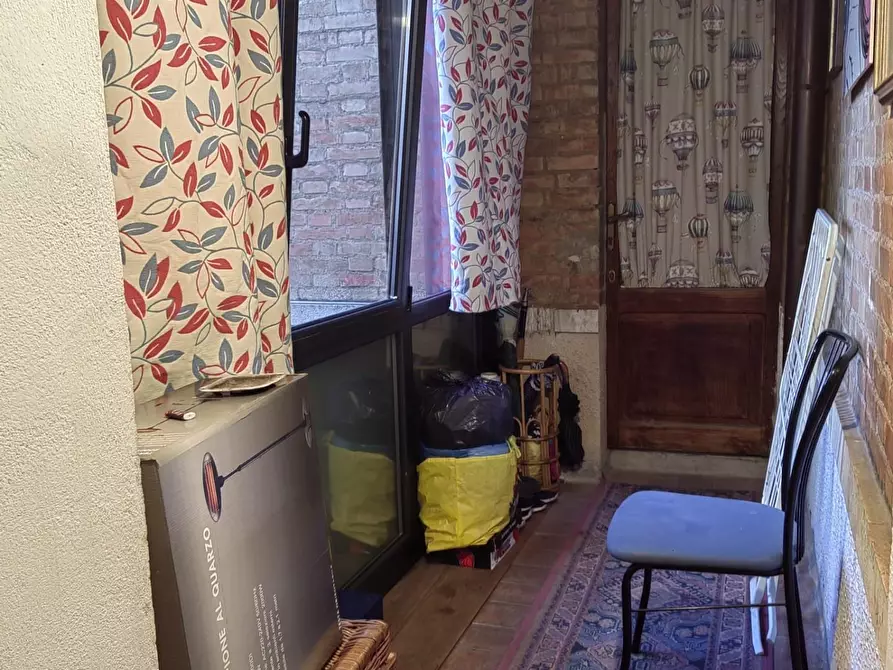 Immagine 8 di Appartamento in vendita  a Siena