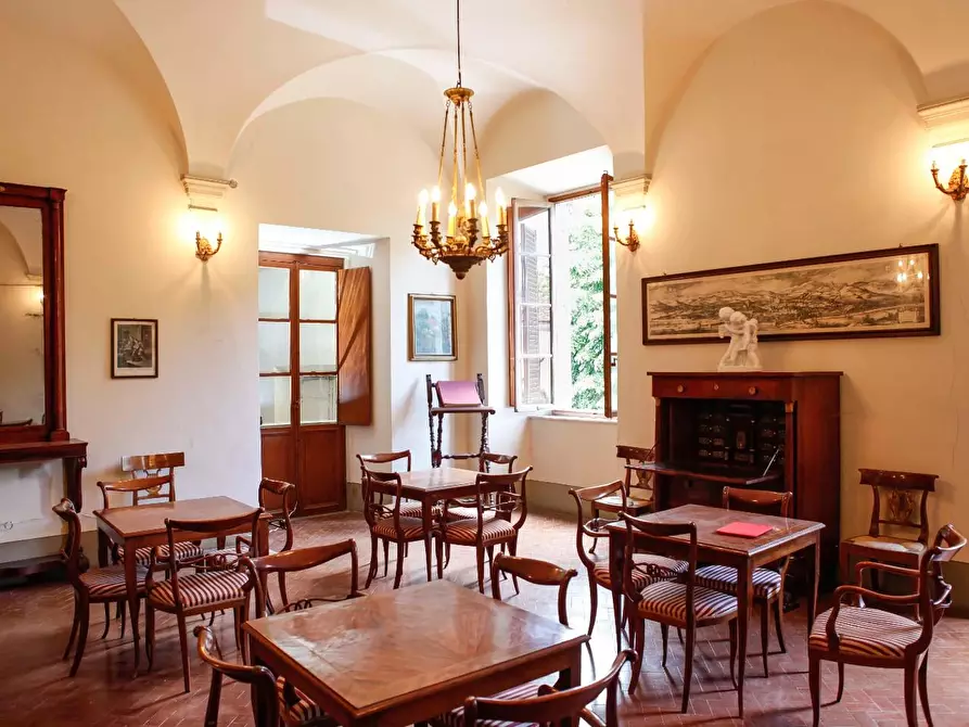 Immagine 17 di Villa in vendita  a Crespina Lorenzana