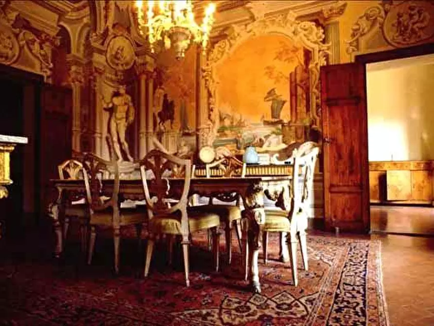 Immagine 18 di Villa in vendita  a Crespina Lorenzana