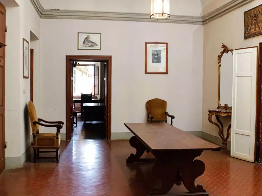 Immagine 21 di Villa in vendita  a Crespina Lorenzana