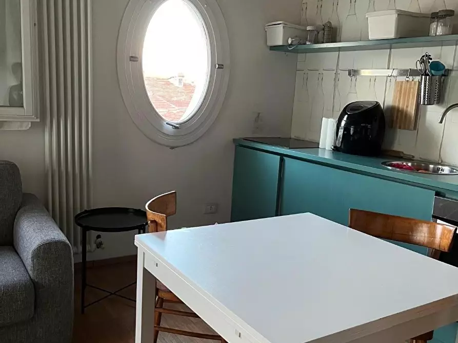 Immagine 3 di Appartamento in affitto  a Pisa