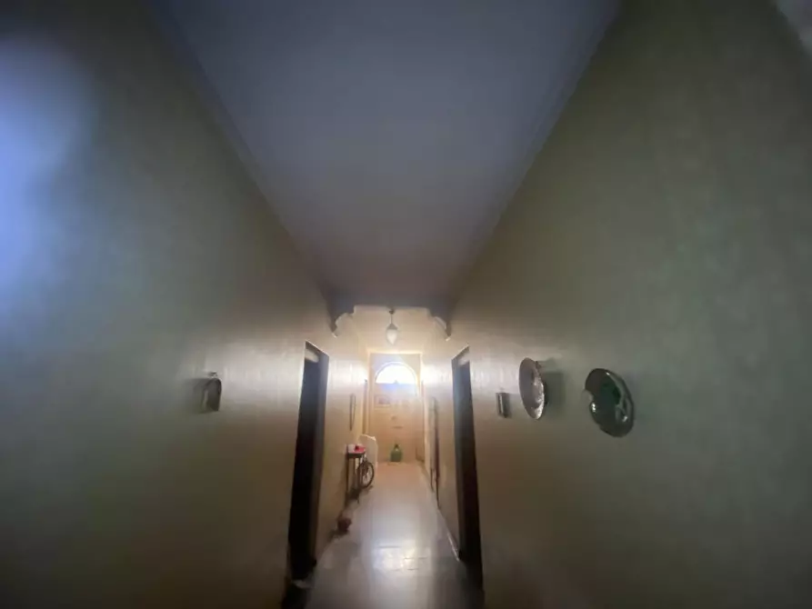 Immagine 10 di Villa in vendita  a Lucca