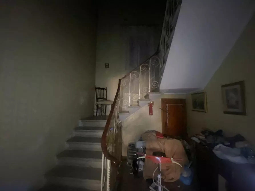 Immagine 9 di Villa in vendita  a Lucca