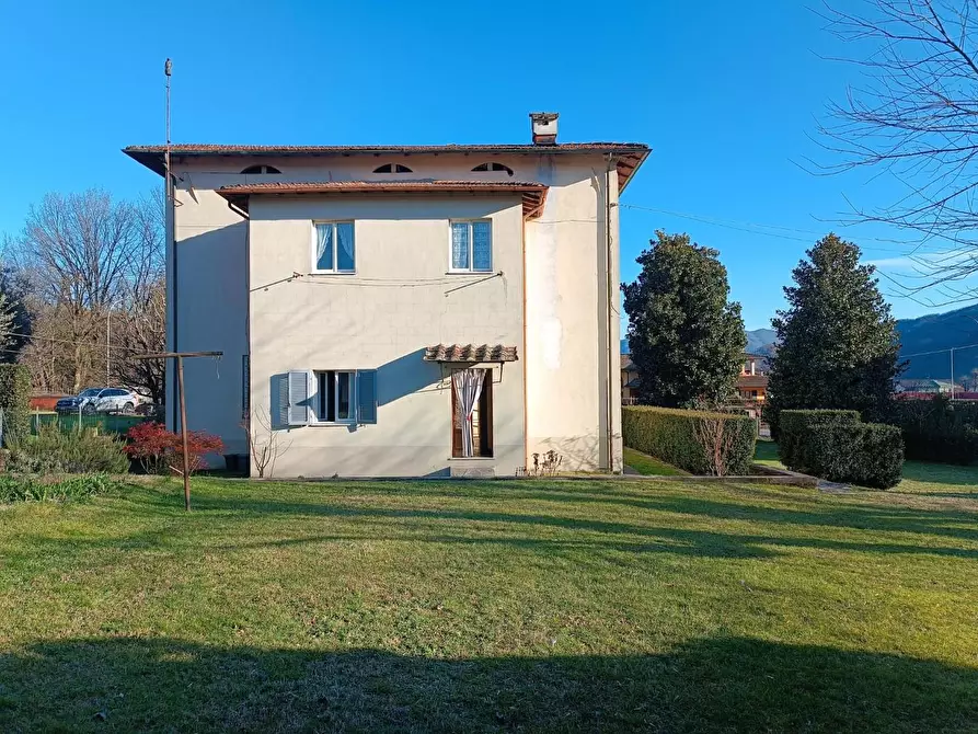 Immagine 5 di Villa in vendita  a Coreglia Antelminelli